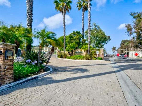 432 Edgehill Ln 32, Oceanside CA 92054