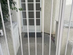 20920 COMMUNITY Street 7, Canoga Park (los Angeles) CA 91304