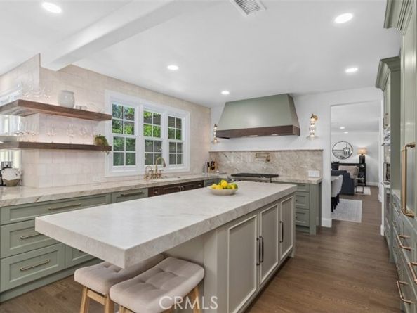 23182 Via Celeste, Laguna Hills CA 92679