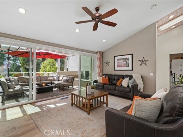 31881 Via Oso, Laguna Hills CA 92679