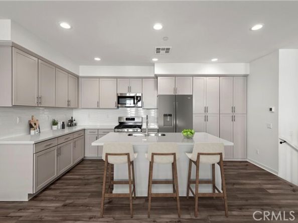 420 Coyote, Lake Forest (el Toro) CA 92610
