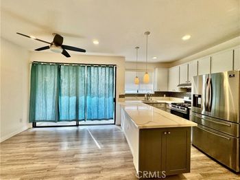 10580 Lakeside Drive