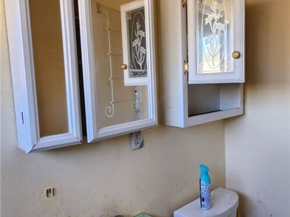 16757 Donmetz, Granada Hills (los Angeles) CA 91344