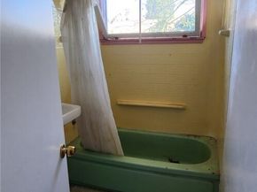 16757 Donmetz, Granada Hills (los Angeles) CA 91344