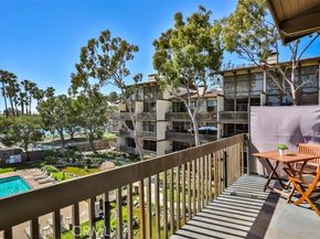 5322 Marina Pacifica, Long Beach CA 90803