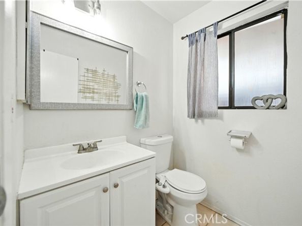 14937 Sherman Way 7, Van Nuys (los Angeles) CA 91405