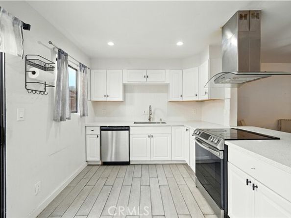 14937 Sherman Way 7, Van Nuys (los Angeles) CA 91405