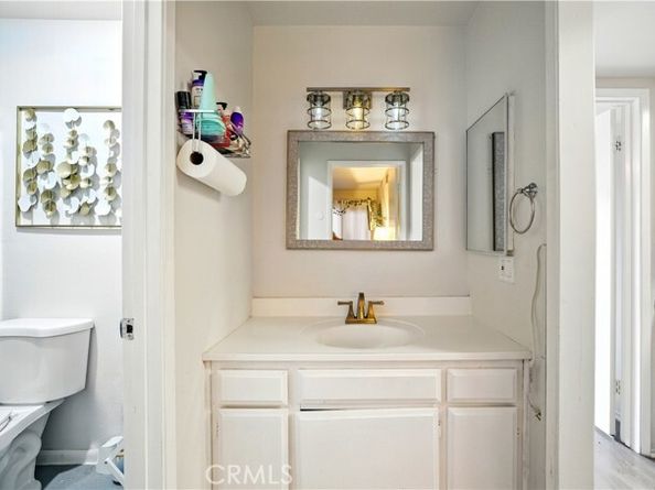 14937 Sherman Way 7, Van Nuys (los Angeles) CA 91405