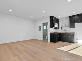 8321 Outland View, Sun Valley (los Angeles) CA 91352