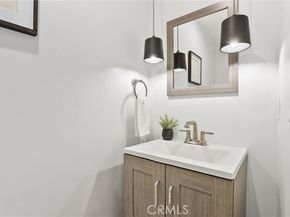 10000 Amestoy Avenue, Northridge (los Angeles) CA 91325