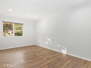 10000 Amestoy Avenue, Northridge (los Angeles) CA 91325