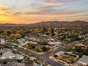 10000 Amestoy Avenue, Northridge (los Angeles) CA 91325