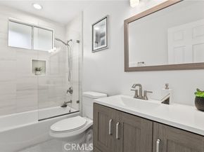 10000 Amestoy Avenue, Northridge (los Angeles) CA 91325