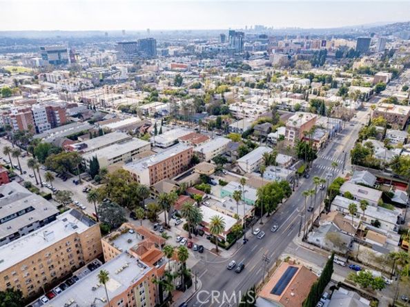 5648 Franklin Ave, Los Angeles CA 90028