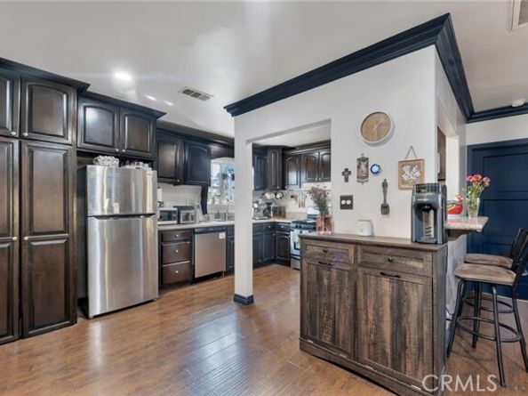 8446 Amboy Avenue, Sun Valley (los Angeles) CA 91352