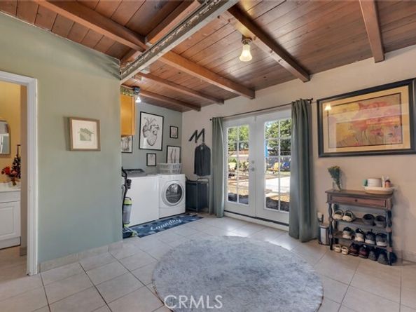 8446 Amboy Avenue, Sun Valley (los Angeles) CA 91352