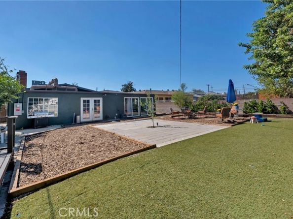 8446 Amboy Avenue, Sun Valley (los Angeles) CA 91352