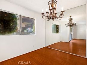 5403 Newcastle Avenue 28, Encino (los Angeles) CA 91316