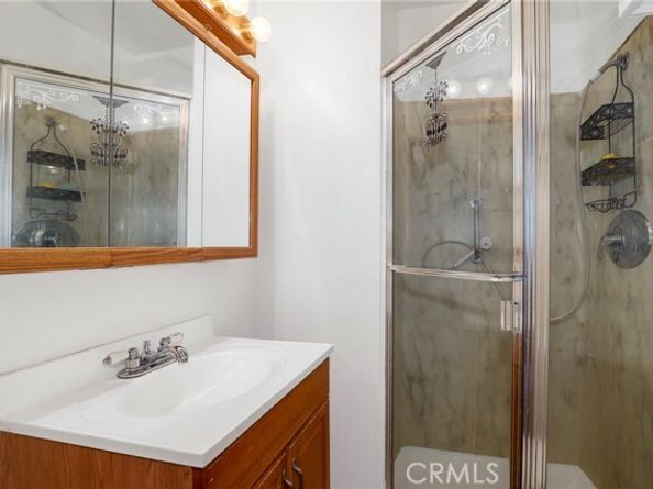 5403 Newcastle Avenue 28, Encino (los Angeles) CA 91316