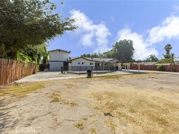 1123 S Walnut Avenue, West Covina CA 91790