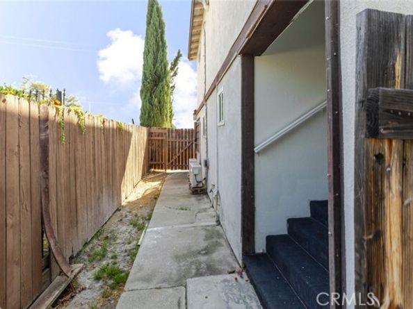 1123 S Walnut Avenue, West Covina CA 91790