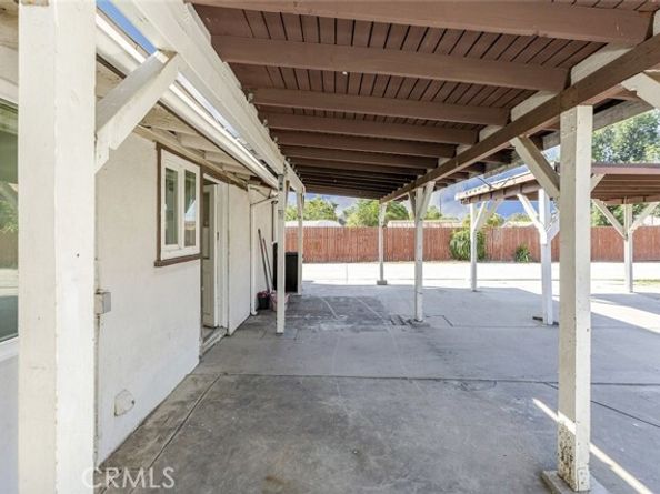 1123 S Walnut Avenue, West Covina CA 91790