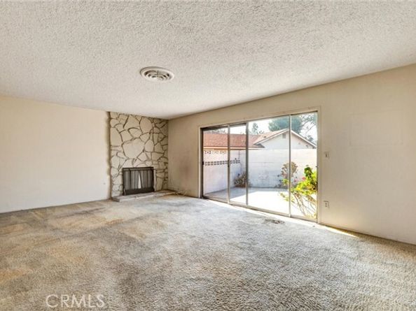 8720 Mulberry Drive, Sunland (los Angeles) CA 91040