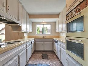 8720 Mulberry Drive, Sunland (los Angeles) CA 91040