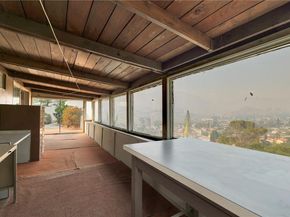 8720 Mulberry Drive, Sunland (los Angeles) CA 91040