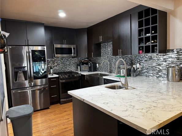 9410 S 4th Avenue, Inglewood CA 90305