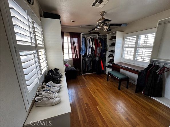 9410 S 4th Avenue, Inglewood CA 90305