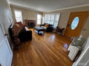9410 S 4th Avenue, Inglewood CA 90305