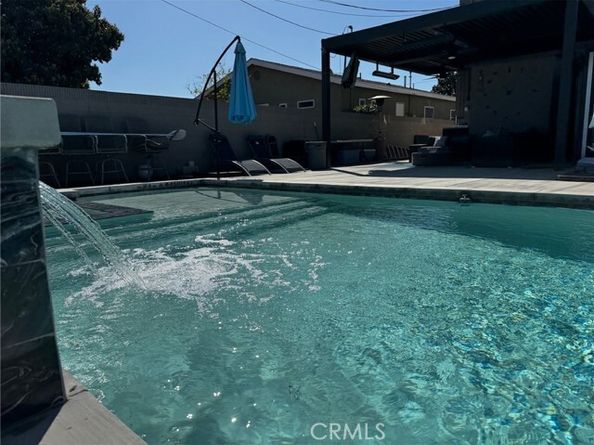 9410 S 4th Avenue, Inglewood CA 90305