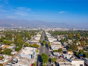 2304 W Burbank Boulevard, Burbank CA 91506