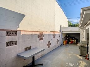 2304 W Burbank Boulevard, Burbank CA 91506