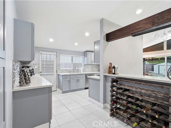 16456 Kingsbury, Granada Hills (los Angeles) CA 91344