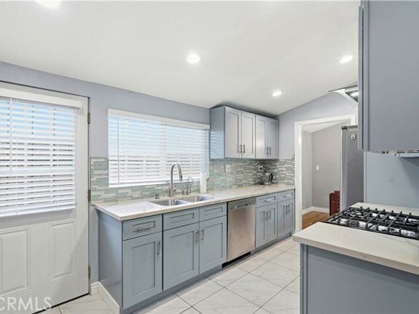 16456 Kingsbury, Granada Hills (los Angeles) CA 91344