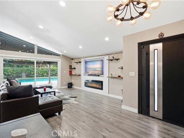 16456 Kingsbury, Granada Hills (los Angeles) CA 91344