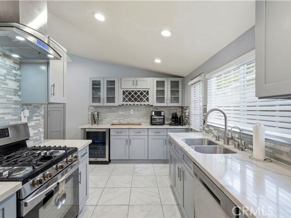 16456 Kingsbury, Granada Hills (los Angeles) CA 91344