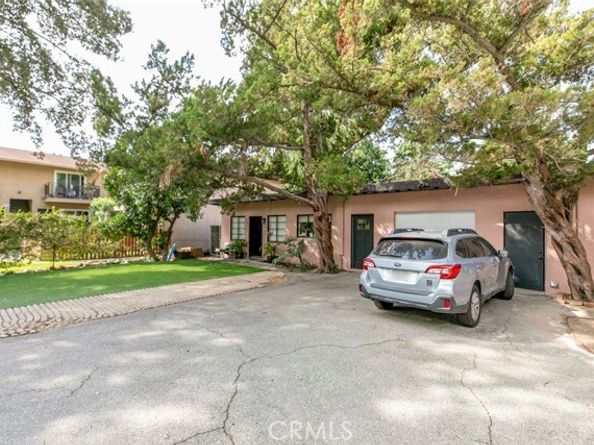 597 N Hill Avenue, Pasadena CA 91106
