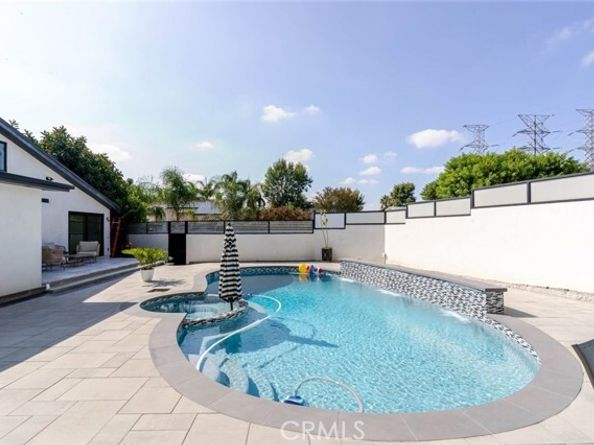 10861 Lindley Avenue, Granada Hills (los Angeles) CA 91344