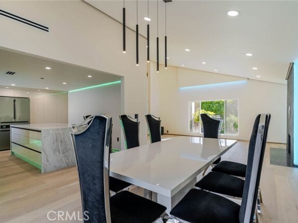 10861 Lindley Avenue, Granada Hills (los Angeles) CA 91344