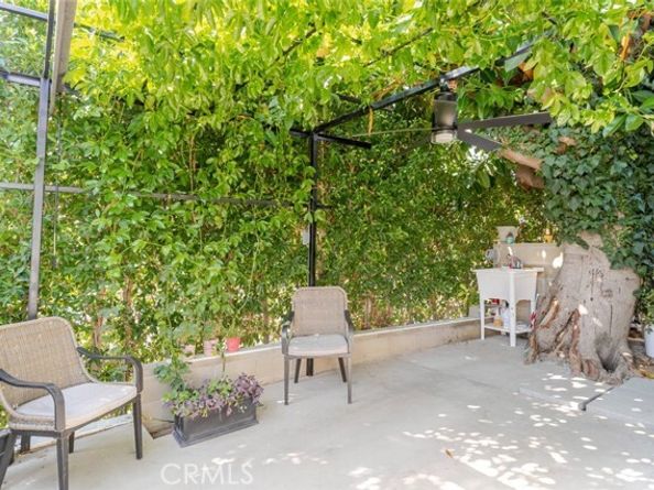 10861 Lindley Avenue, Granada Hills (los Angeles) CA 91344