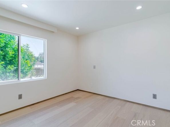 10861 Lindley Avenue, Granada Hills (los Angeles) CA 91344