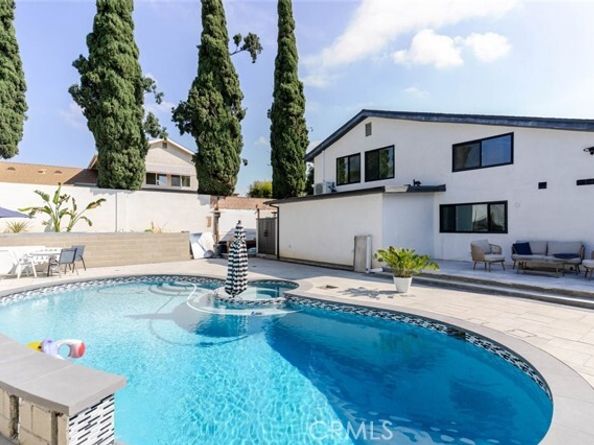 10861 Lindley Avenue, Granada Hills (los Angeles) CA 91344