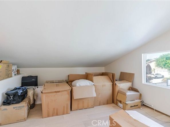 10861 Lindley Avenue, Granada Hills (los Angeles) CA 91344