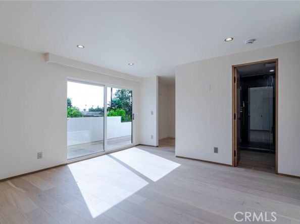 10861 Lindley Avenue, Granada Hills (los Angeles) CA 91344