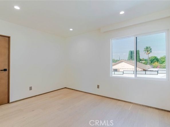 10861 Lindley Avenue, Granada Hills (los Angeles) CA 91344