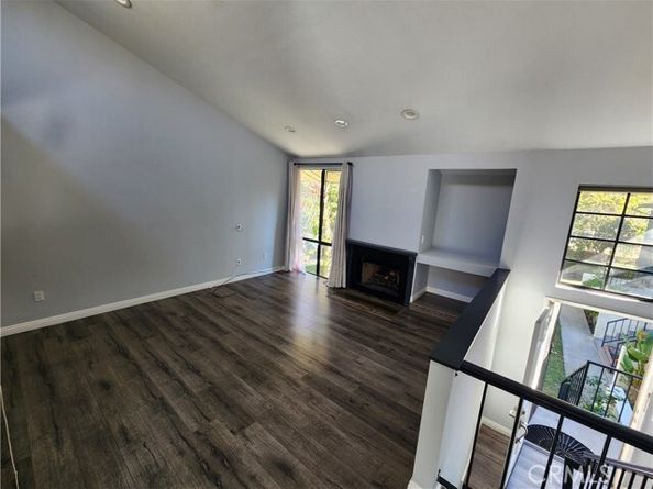 11107 Arminta Street 22, Sun Valley (los Angeles) CA 91352