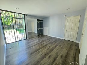 11107 Arminta Street 22, Sun Valley (los Angeles) CA 91352